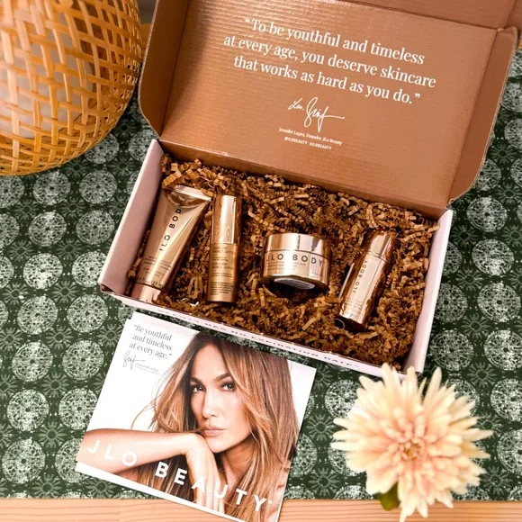 NEW JLo Beauty Body Skincare Mini Set - Picture 1 of 3